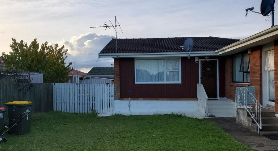  at 4/8 Fraser Road, Papatoetoe, Auckland