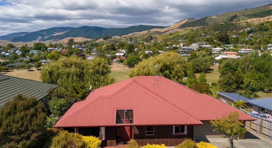  at 58 Washbourn Drive, Richmond