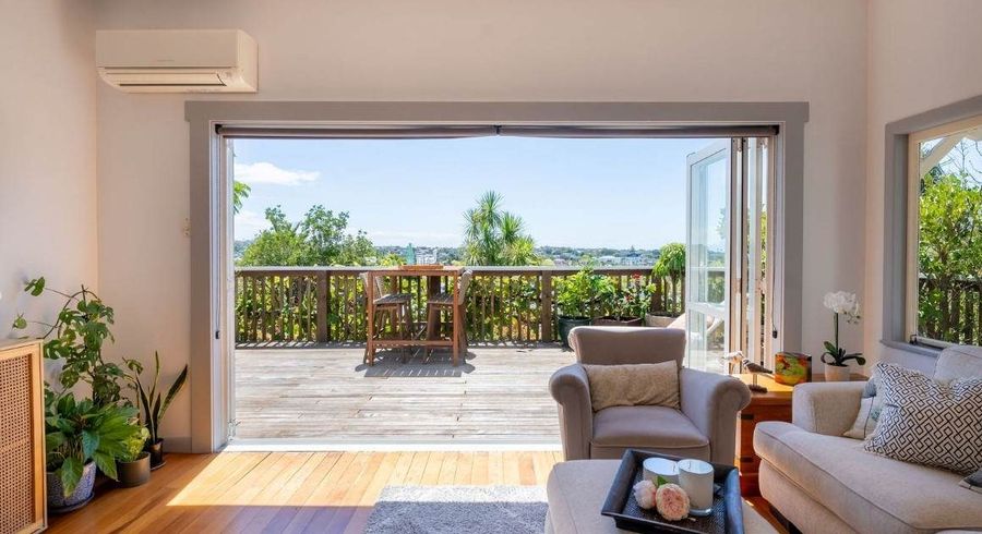  at 15 Kowhai Road, Mairangi Bay, North Shore City, Auckland