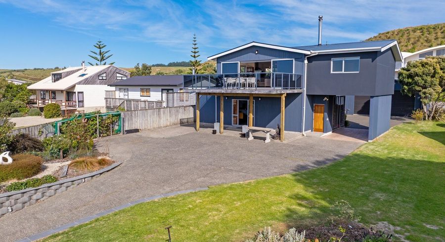  at 8 Tamarisk Drive, Riversdale Beach, Masterton, Wellington