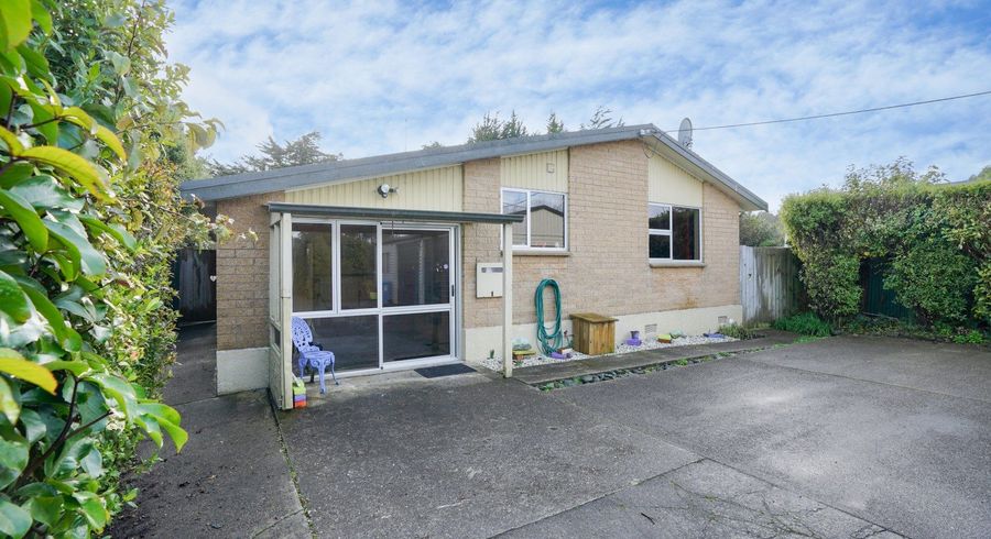  at 28 Dunns Road, Otatara