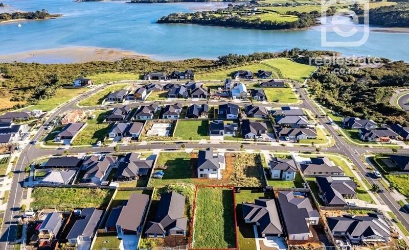  at 8 Waikohi Avenue, Glenbrook, Franklin, Auckland