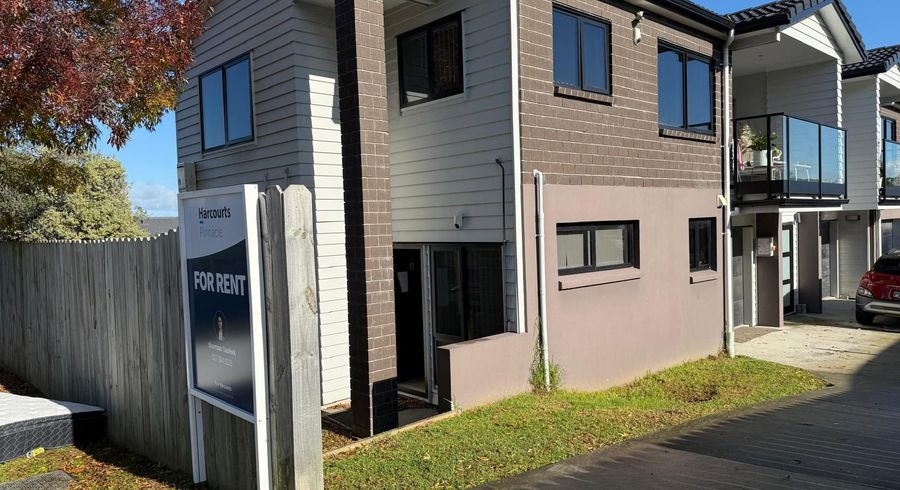  at 55a Everglade drive, Manukau, Manukau City, Auckland