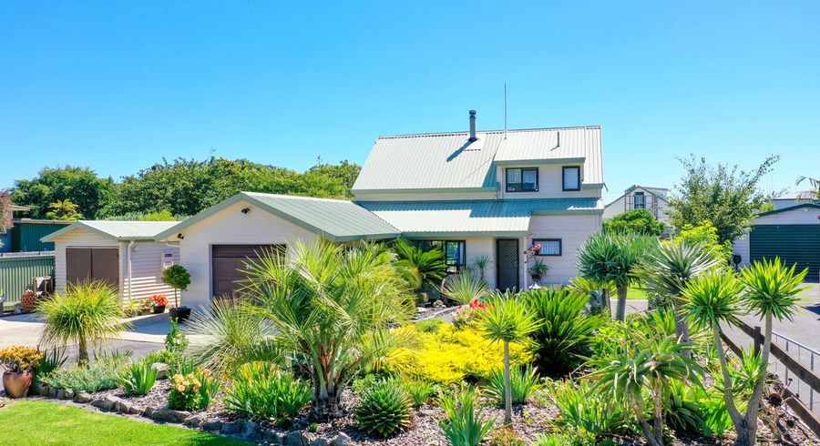  at 24 Nesbitt Street, Matata, Whakatane