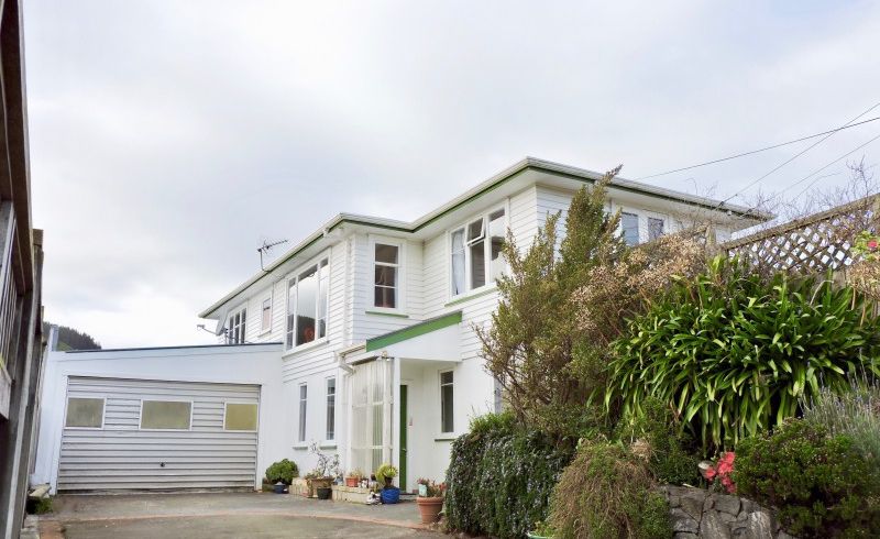  at 42 Allen Terrace, Tawa, Wellington