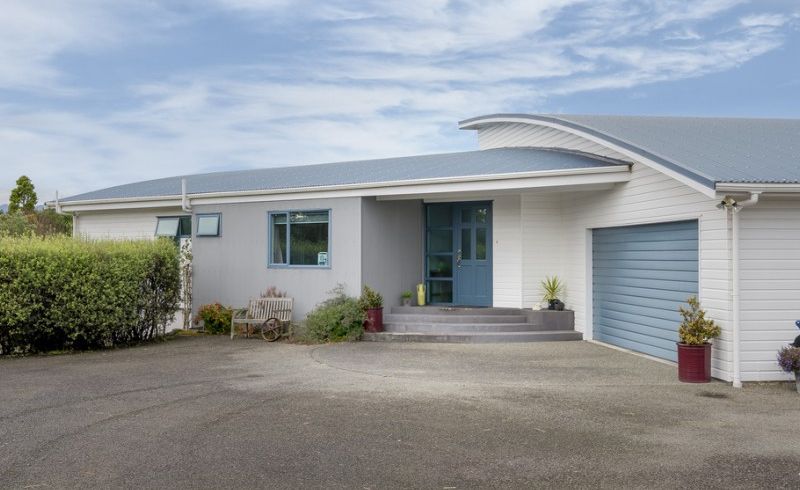  at 19 Grande View Terrace, Levin