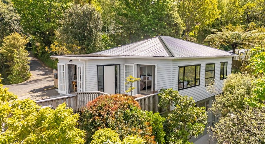  at 24 Miromiro Road, Normandale, Lower Hutt, Wellington