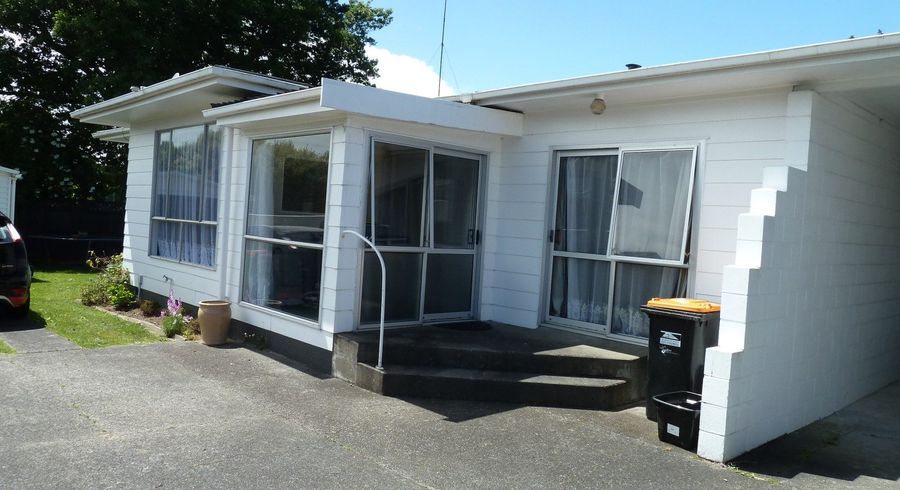  at 2/321 Albert Street, Hokowhitu, Palmerston North, Manawatu / Whanganui