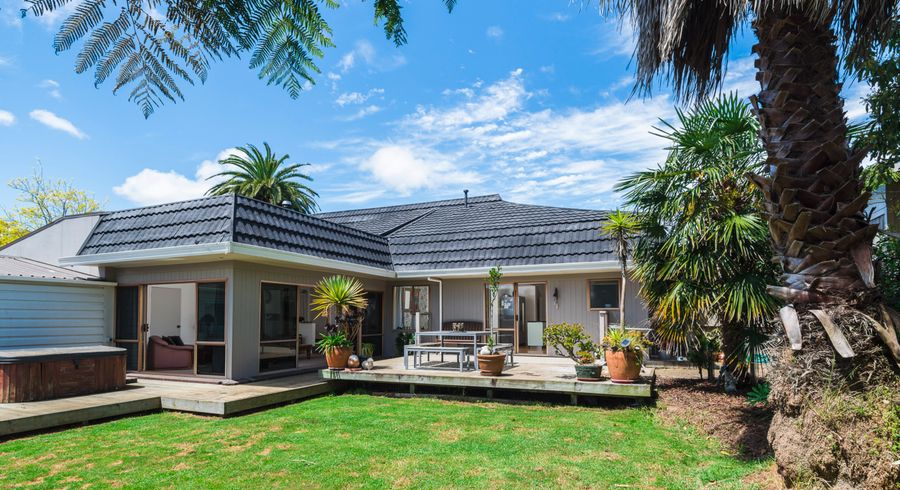  at 49 Wallace Road, Papatoetoe, Auckland