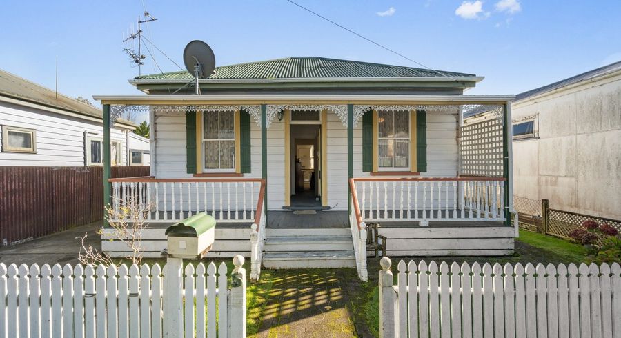  at 5 Queen Street, Paeroa, Paeroa