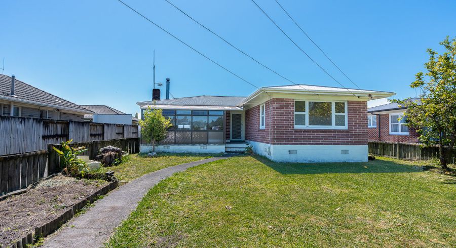 at 20 Fenwick Crescent, Hillcrest, Hamilton