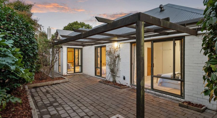  at 2/56 Kotare Street, Fendalton, Christchurch