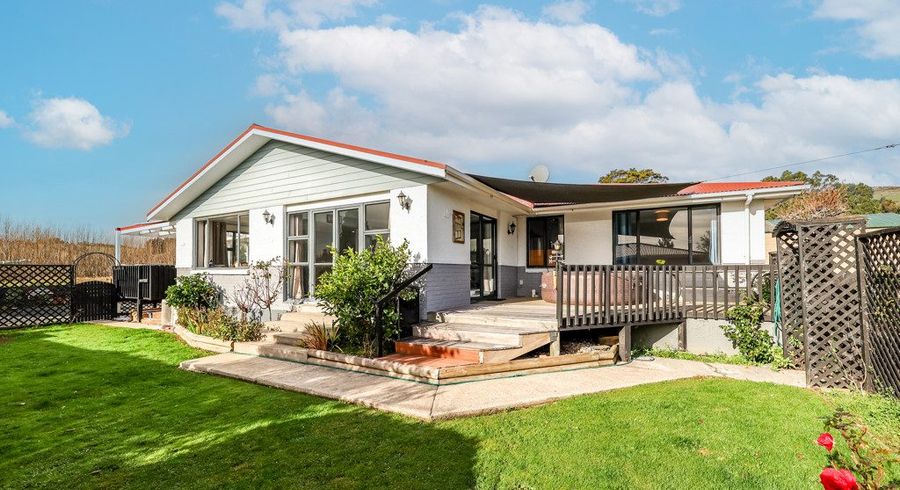  at 14 Elizabeth Avenue, East Taieri, Dunedin, Otago