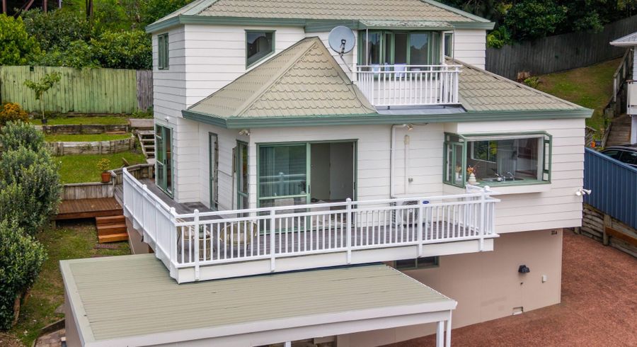  at 2/21 Bonito Place, Bayview, North Shore City, Auckland