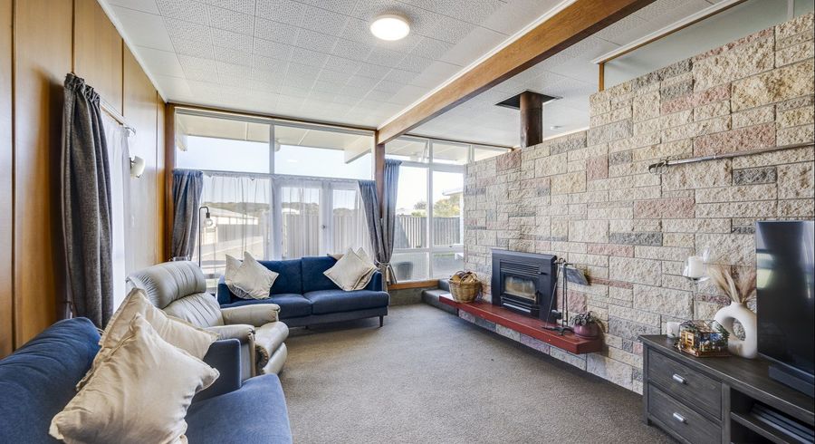  at 24 Windsor Terrace, Taradale, Napier, Hawke's Bay