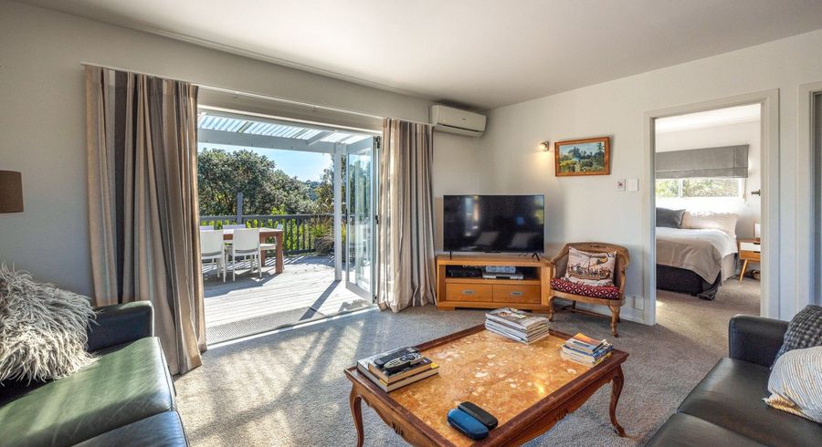  at 17 Wellington Road, Surfdale, Waiheke Island, Auckland