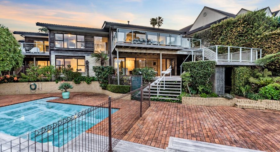 at 24 Vista Crescent, Glendowie, Auckland