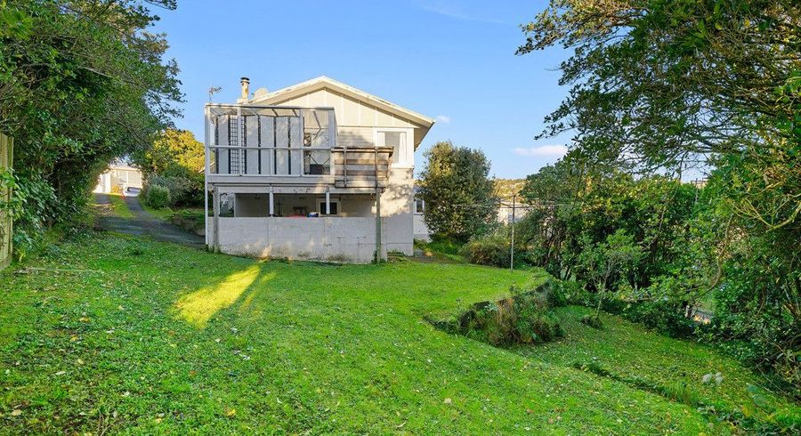  at 27 Lynda Avenue, Paparangi, Wellington, Wellington