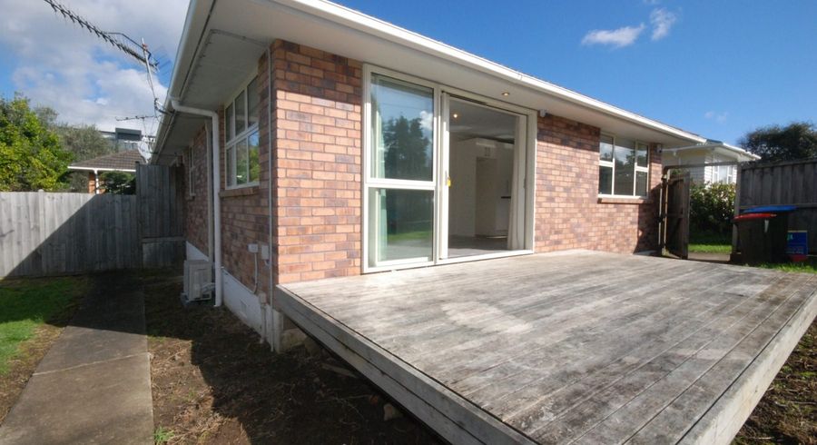  at 1/40 Banks Road, Mount Wellington, Auckland City, Auckland
