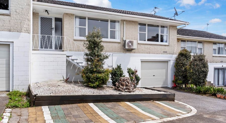  at 2/50 Pilkington Road, Panmure, Auckland City, Auckland