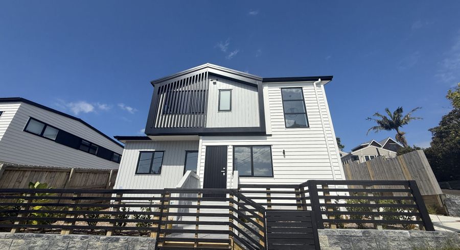  at 1/33 Garadice Rd, Mairangi Bay, North Shore City, Auckland