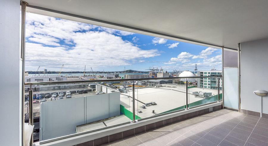  at 906/18 Beach Road, City Centre, Auckland City, Auckland