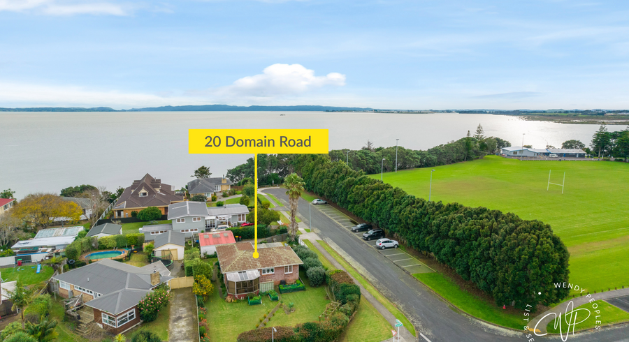  at 20 Domain Road, Weymouth, Auckland