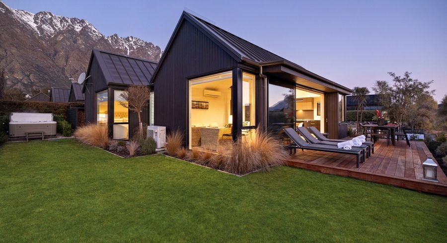  at 6 Fife Court, Jacks Point, Queenstown-Lakes, Otago