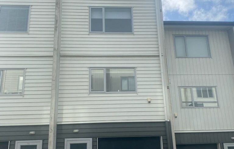  at 72  Niu Lane, Te Atatu South, Waitakere City, Auckland