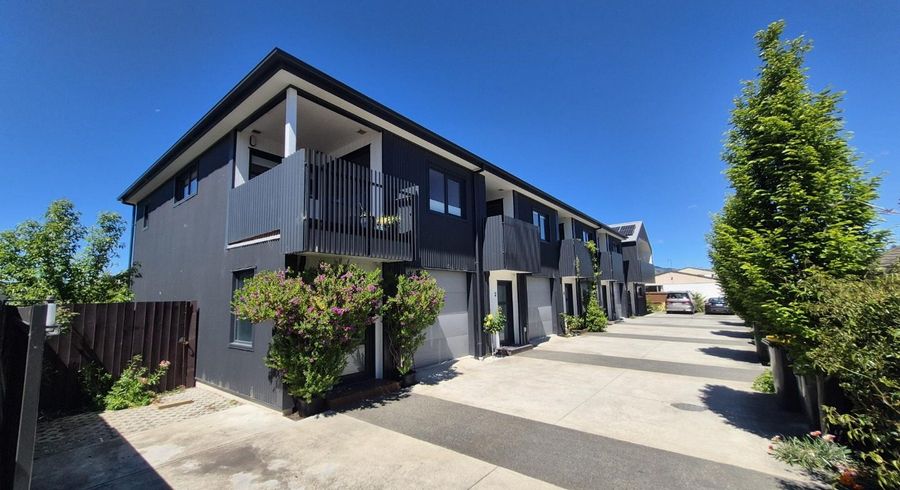  at 2/88 Poulson Street, Addington, Christchurch City, Canterbury