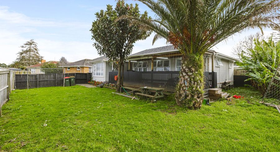 at 3 Corsair Crescent, Mangere, Auckland