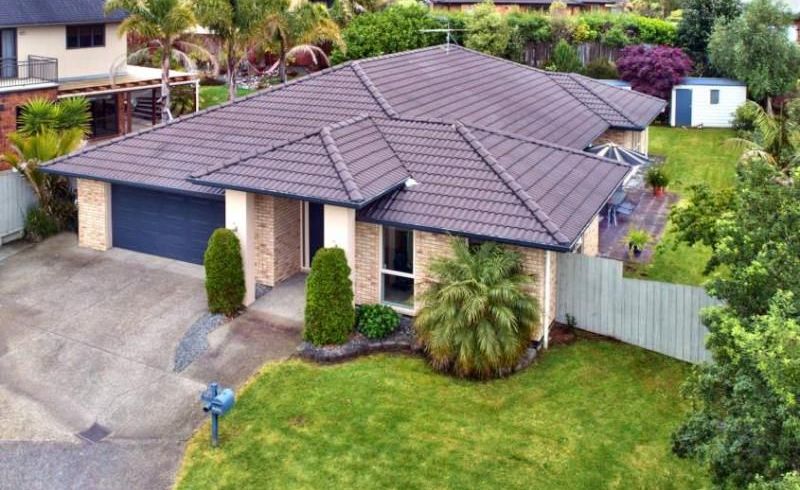  at 7 Pittville Place, Henderson, Auckland