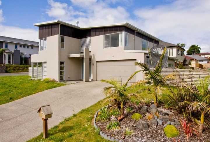  at 3 Harrowglen Drive, Northcross, North Shore City, Auckland