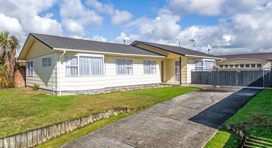  at 63 Rhodes Drive, Kelvin Grove, Palmerston North