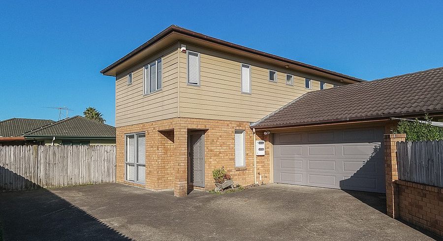  at 104 Redcastle Drive, East Tamaki, Manukau City, Auckland