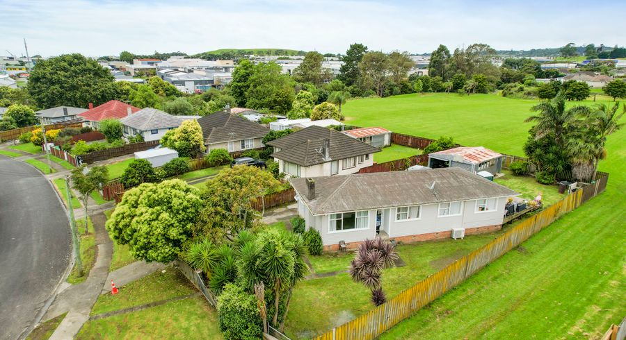  at 1 Antrim Crescent, Otara, Auckland