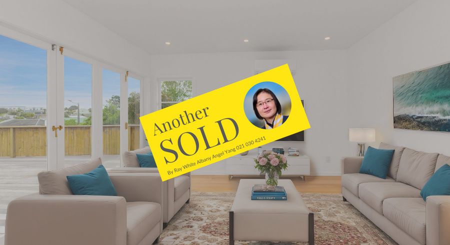  at 5 Glenford Lane, Te Atatu Peninsula, Auckland