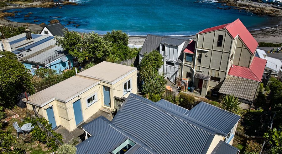  at 4/48 Owhiro Bay Parade, Owhiro Bay, Wellington