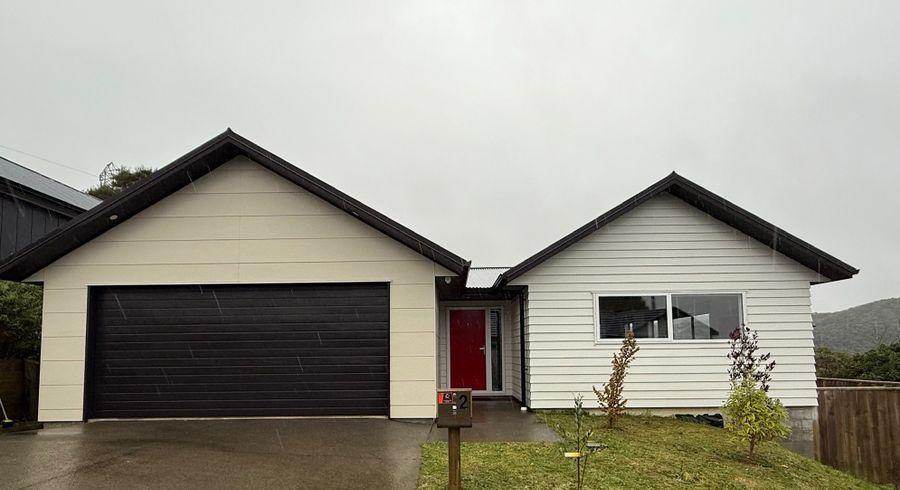  at 2 Richard Sadleir Way, Belmont, Lower Hutt, Wellington
