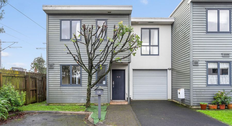  at 28 Saintly Lane, Avondale, Auckland City, Auckland