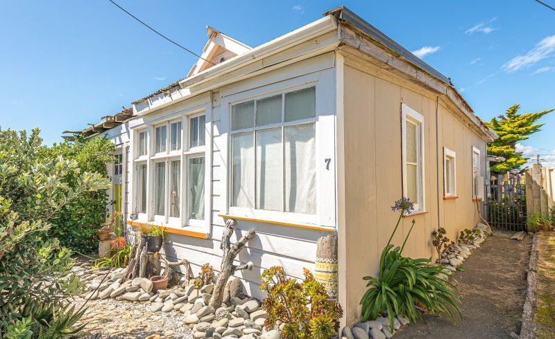  at 7 Seafront Road, Castlecliff, Whanganui