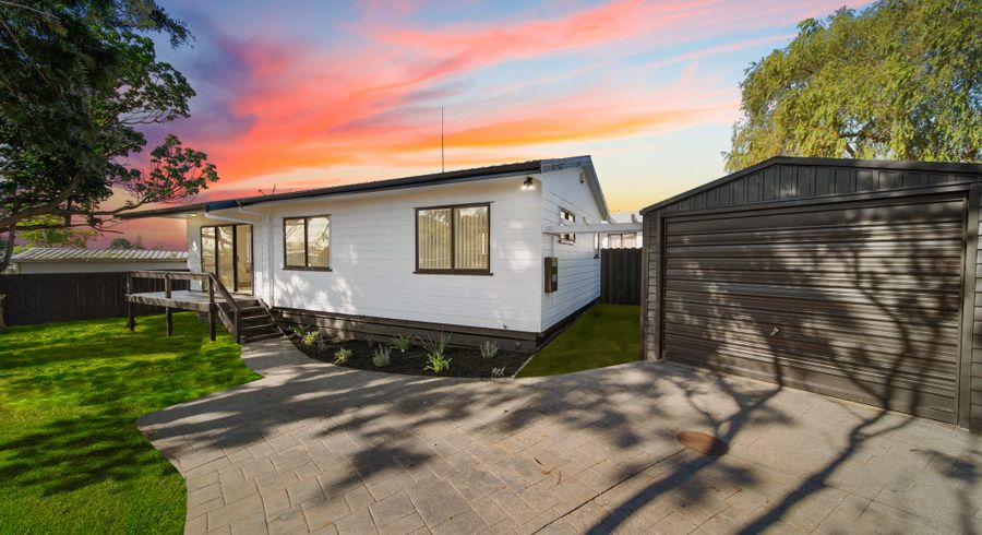  at 2/230 Finlayson Avenue, Clendon Park, Manukau City, Auckland