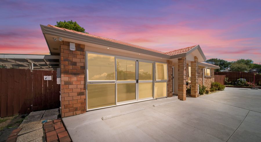  at 11 Naylors Drive, Mangere, Auckland