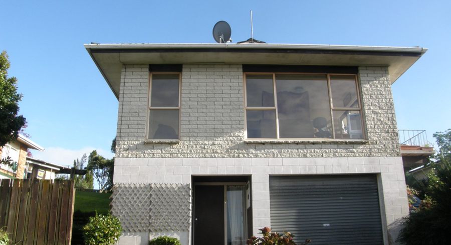  at 8A Caulton Street, Saint Johns, Auckland City, Auckland