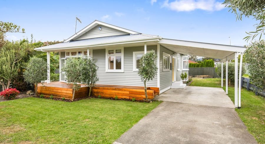  at 50 Hollis Road, Paraparaumu Beach, Kapiti Coast, Wellington