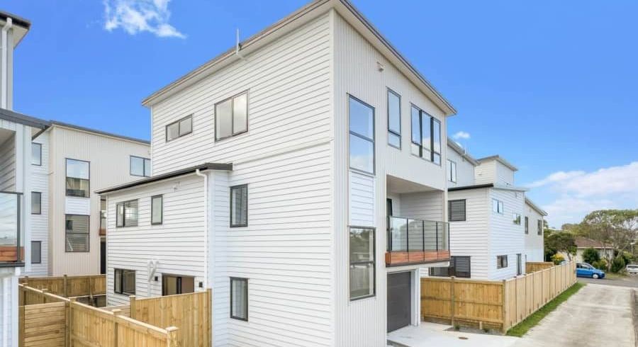 at 3/46 Cockayne Crescent, Sunnynook, North Shore City, Auckland