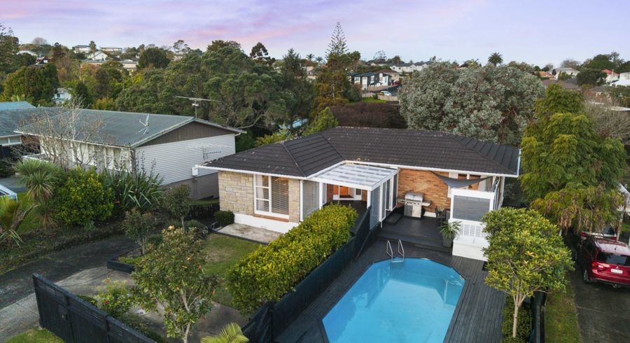  at 16 Finnerty Avenue, Howick, Manukau City, Auckland