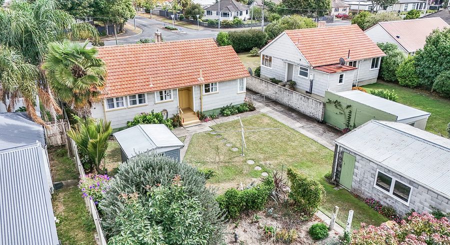  at 1070 Heaphy Terrace, Fairfield, Hamilton