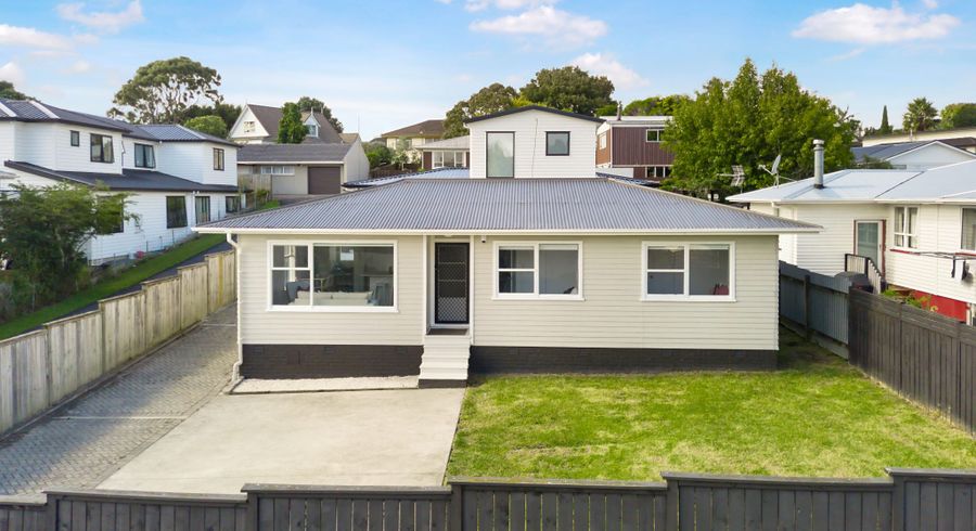  at 11 Oriana Avenue, Lynfield, Auckland