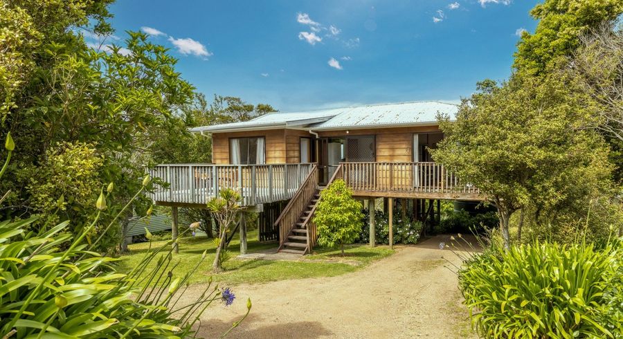  at 25 Tawa Street, Oneroa, Waiheke Island